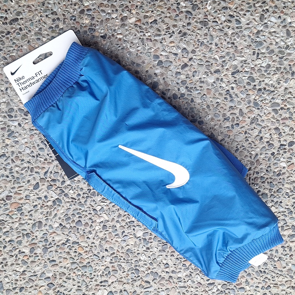 NWT Nike Football Therma-Fit Hand Warmer Blue & White One Size